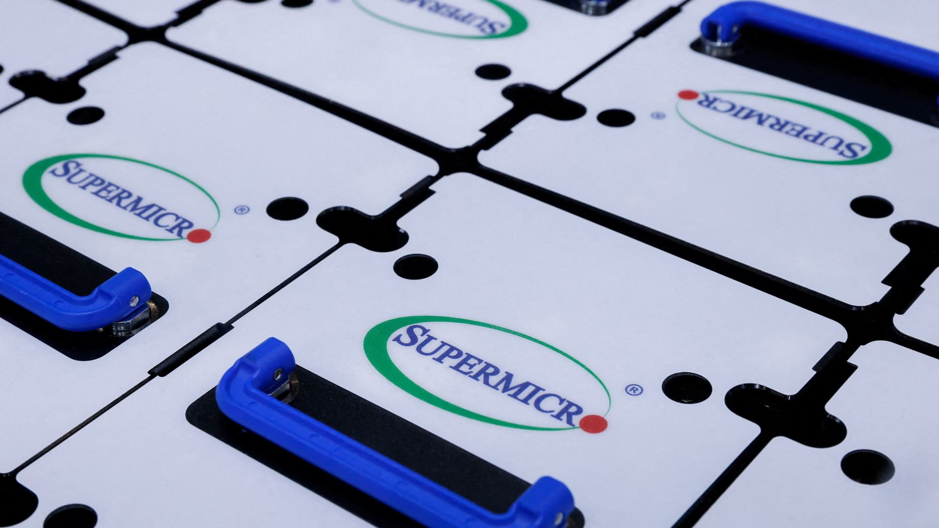 RDDT, SMCI, GRMN, SNAP and more | Cash Cow Loans